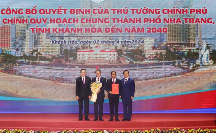 Nha Trang kỷ niệm 100 năm xây dựng và phát triển- Ảnh 4.