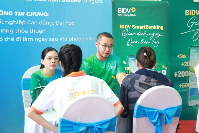 Thu nhập lao động ngành nào tăng nhanh nhất?- Ảnh 1. Thu nhập lao động ngành nào tăng nhanh nhất?- Ảnh 1.