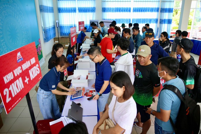 Háo hức chờ giờ khai mạc- Ảnh 1.