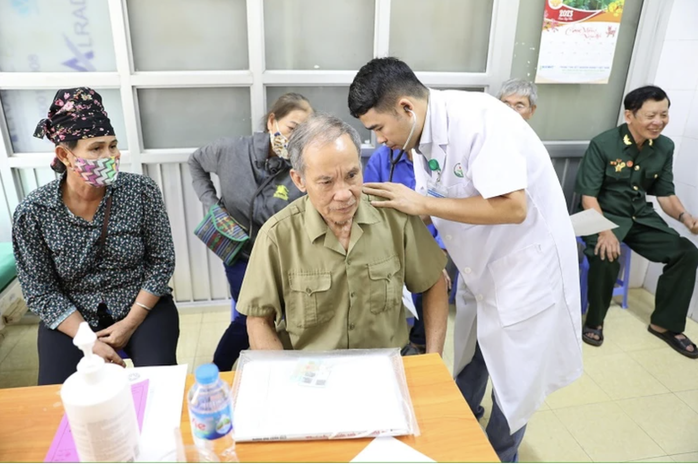 1.000 người dân Điện Biên được khám bệnh miễn phí- Ảnh 2. 1.000 người dân Điện Biên được khám bệnh miễn phí- Ảnh 2.
