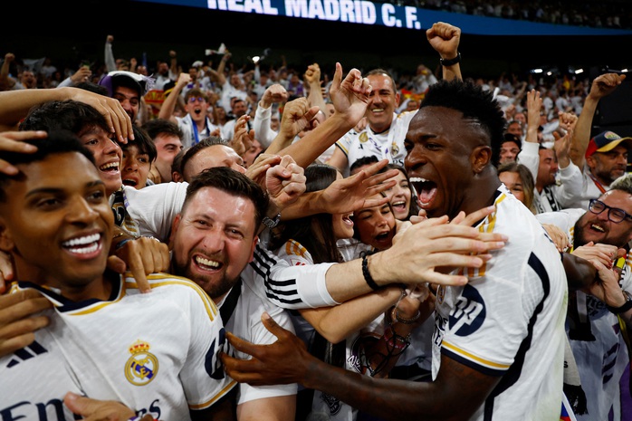 Bellingham lại gieo sầu cho Barcelona, Real Madrid chạm tay vào cúp vô địch - Ảnh 1. Bellingham lại gieo sầu cho Barcelona, Real Madrid chạm tay vào cúp vô địch - Ảnh 1.