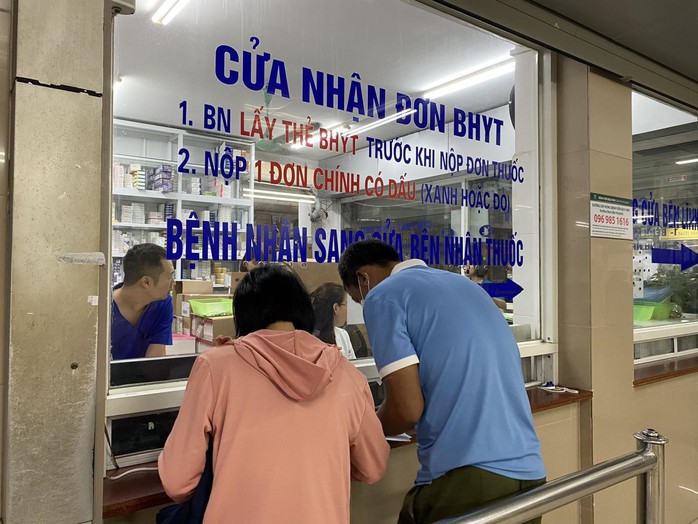 Đề xuất BHYT bổ sung để giảm chi tiền túi: Ai được tham gia?- Ảnh 1. Đề xuất BHYT bổ sung để giảm chi tiền túi: Ai được tham gia?- Ảnh 1.