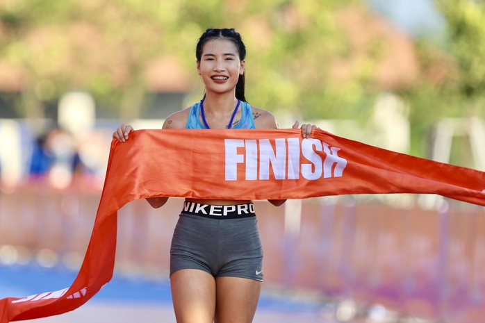 Giải half-marathon “Tự hào Tổ quốc tôi”: Hạnh phúc, vinh dự khi giành chiến thắng- Ảnh 1. Giải half-marathon “Tự hào Tổ quốc tôi”: Hạnh phúc, vinh dự khi giành chiến thắng- Ảnh 1.