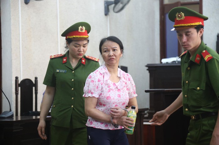 Bác kháng cáo của mẹ nữ sinh giao gà- Ảnh 1. Bác kháng cáo của mẹ nữ sinh giao gà- Ảnh 1.