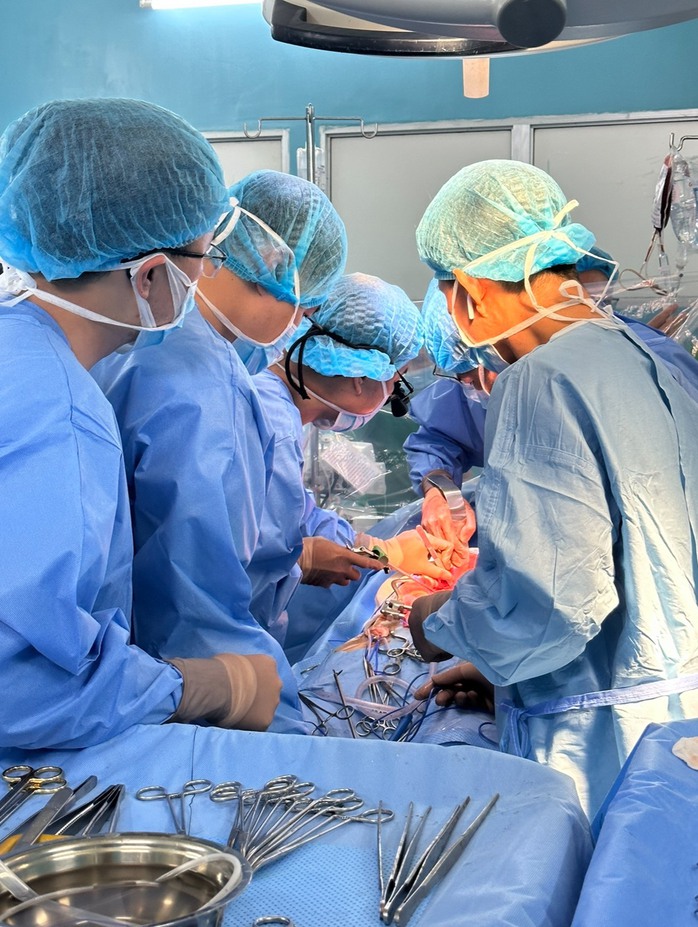 Đột nhiên đau chân, đi khám ra bệnh hiểm- Ảnh 1. Đột nhiên đau chân, đi khám ra bệnh hiểm- Ảnh 1.