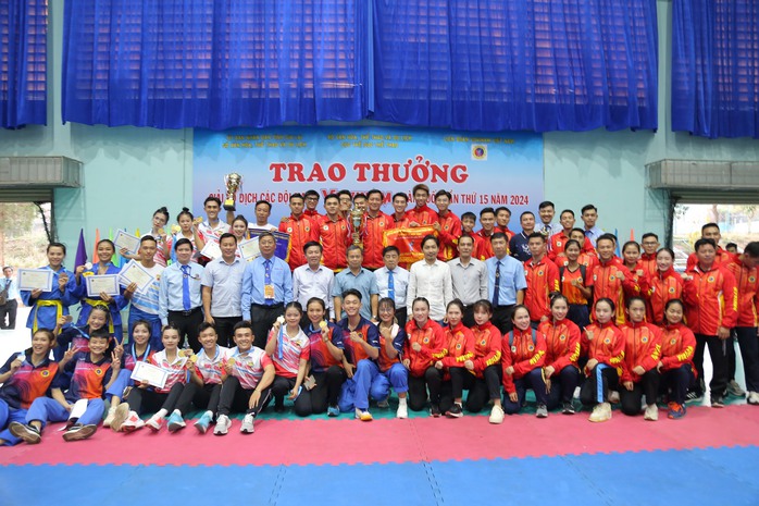 TP HCM nhất toàn đoàn Giải Vô địch các đội mạnh Vovinam toàn quốc 2024- Ảnh 1. TP HCM nhất toàn đoàn Giải Vô địch các đội mạnh Vovinam toàn quốc 2024- Ảnh 1.