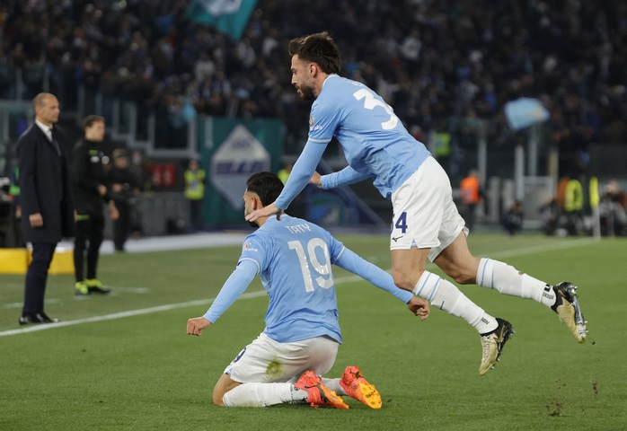 Juventus lọt vào chung kết Coppa Italia sau màn rượt đuổi nghẹt thở- Ảnh 1. Juventus lọt vào chung kết Coppa Italia sau màn rượt đuổi nghẹt thở- Ảnh 1.