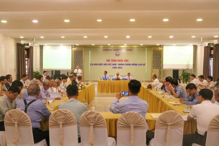 Hội thảo khoa học chủ đề: “220 năm quốc hiệu Việt Nam - Những chặng đường lịch sử” (1804-2024) vào ngày 23-4 Hội thảo khoa học chủ đề: “220 năm quốc hiệu Việt Nam - Những chặng đường lịch sử” (1804-2024) vào ngày 23-4