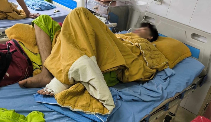 Thông tin mới vụ tai nạn 7 người chết, 3 người bị thương- Ảnh 1. Thông tin mới vụ tai nạn 7 người chết, 3 người bị thương- Ảnh 1.