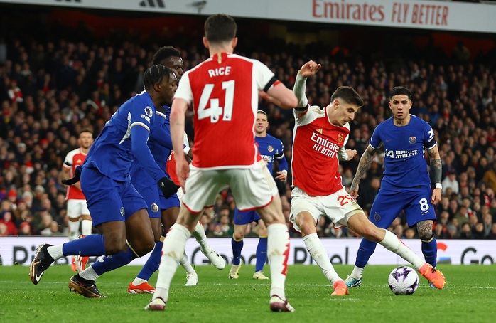 Arsenal thắng "hủy diệt" Chelsea, Havertz xát muối vào nỗi đau đội cũ- Ảnh 4. Arsenal thắng "hủy diệt" Chelsea, Havertz xát muối vào nỗi đau đội cũ- Ảnh 4.