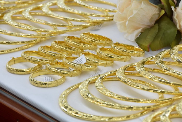 Giá vàng nhẫn sẽ lao dốc?- Ảnh 1. Giá vàng nhẫn sẽ lao dốc?- Ảnh 1.