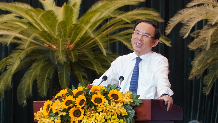 Phát huy tinh thần đại đoàn kết từ chiến thắng Điện Biên Phủ và chiến thắng 30-4-1975- Ảnh 1. Phát huy tinh thần đại đoàn kết từ chiến thắng Điện Biên Phủ và chiến thắng 30-4-1975- Ảnh 1.