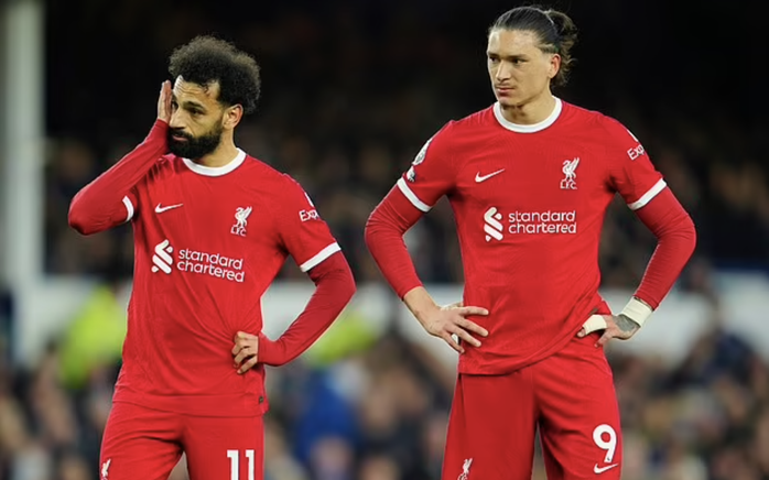 Trắng tay trận derby, Liverpool hụt hơi ở cuộc đua vô địch Anh- Ảnh 4. Trắng tay trận derby, Liverpool hụt hơi ở cuộc đua vô địch Anh- Ảnh 4.