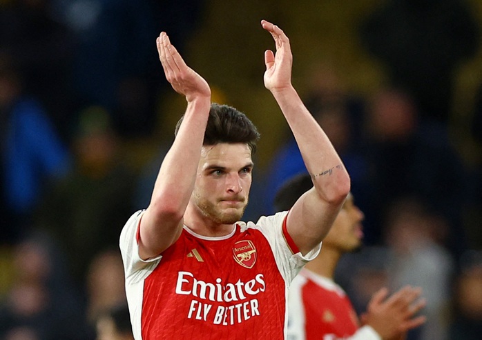 Ghi mưa bàn thắng trước Chelsea, áo đấu Arsenal sắp lên hình đại pháo- Ảnh 1. Ghi mưa bàn thắng trước Chelsea, áo đấu Arsenal sắp lên hình đại pháo- Ảnh 1.