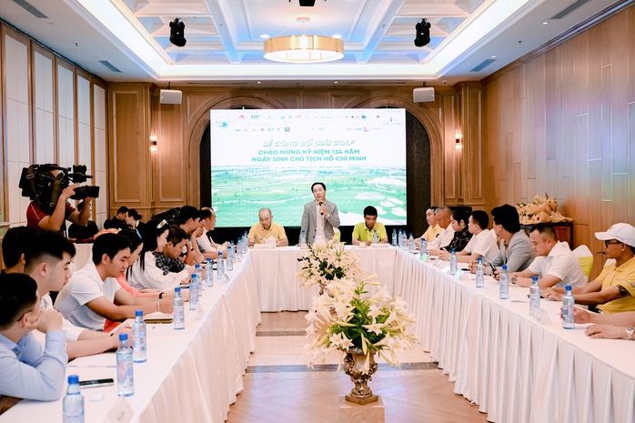 Câu lạc bộ Golf Doanh nhân Nghệ Tĩnh tổ chức giải kỷ niệm ngày sinh Hồ Chủ tịch- Ảnh 1. Câu lạc bộ Golf Doanh nhân Nghệ Tĩnh tổ chức giải kỷ niệm ngày sinh Hồ Chủ tịch- Ảnh 1.