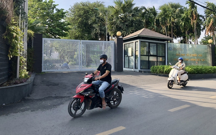 Dân lo lắng vì trạm xử lý nước thải gần chung cư- Ảnh 1. Dân lo lắng vì trạm xử lý nước thải gần chung cư- Ảnh 1.