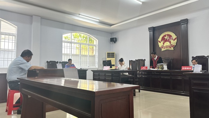 Xét xử nguyên trưởng phòng thanh tra tỉnh sau thời gian chữa bệnh tâm thần- Ảnh 1. Xét xử nguyên trưởng phòng thanh tra tỉnh sau thời gian chữa bệnh tâm thần- Ảnh 1.