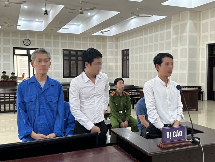Các bị cáo tại tòa Các bị cáo tại tòa