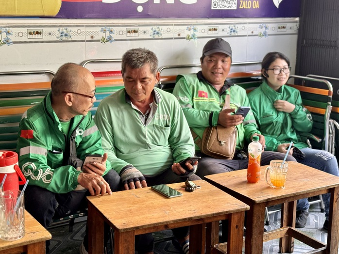 Độc đáo mô hình "Điểm dừng chân" dành cho đoàn viên nghiệp đoàn xe ôm- Ảnh 4. Độc đáo mô hình "Điểm dừng chân" dành cho đoàn viên nghiệp đoàn xe ôm- Ảnh 4.