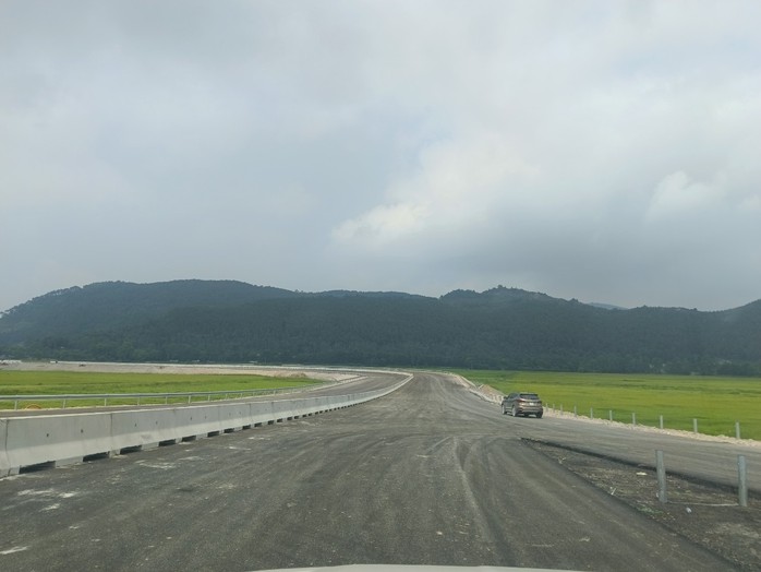 Cách di chuyển trên cao tốc Bắc - Nam đoạn qua Nghệ An dịp lễ 30-4 và 1-5- Ảnh 3. Cách di chuyển trên cao tốc Bắc - Nam đoạn qua Nghệ An dịp lễ 30-4 và 1-5- Ảnh 3.