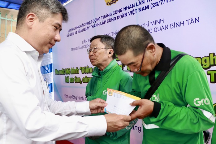 Độc đáo mô hình "Điểm dừng chân" dành cho đoàn viên nghiệp đoàn xe ôm- Ảnh 6. Độc đáo mô hình "Điểm dừng chân" dành cho đoàn viên nghiệp đoàn xe ôm- Ảnh 6.