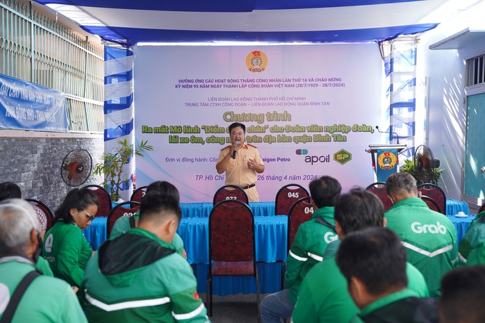 Độc đáo mô hình "Điểm dừng chân" dành cho đoàn viên nghiệp đoàn xe ôm- Ảnh 3. Độc đáo mô hình "Điểm dừng chân" dành cho đoàn viên nghiệp đoàn xe ôm- Ảnh 3.