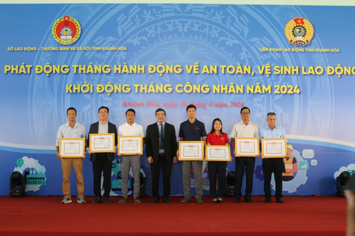 Khánh Hoà khởi động Tháng Công nhân- Ảnh 4.