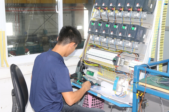 C&ugrave;ng doanh nghiệp bảo đảm an to&agrave;n cho người lao động- Ảnh 5.