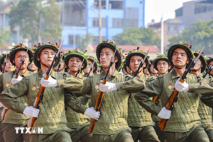 Bộ Quốc phòng hợp luyện lực lượng diễu binh, diễu hành tại Điện Biên Phủ- Ảnh 1. Bộ Quốc phòng hợp luyện lực lượng diễu binh, diễu hành tại Điện Biên Phủ- Ảnh 1.