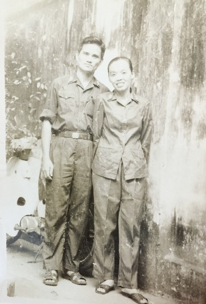 Đám cưới giữa rừng của chiến sĩ Cụm Tình báo H63- Ảnh 1. Đám cưới giữa rừng của chiến sĩ Cụm Tình báo H63- Ảnh 1.