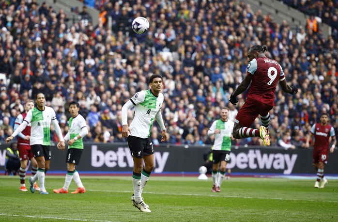 Công làm thủ phá, Man United hết hy vọng đua Top 4 Ngoại hạng- Ảnh 8.