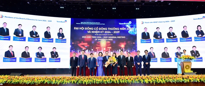 VietinBank thông qua nhân sự HĐQT nhiệm kỳ 2024-2029- Ảnh 2. VietinBank thông qua nhân sự HĐQT nhiệm kỳ 2024-2029- Ảnh 2.