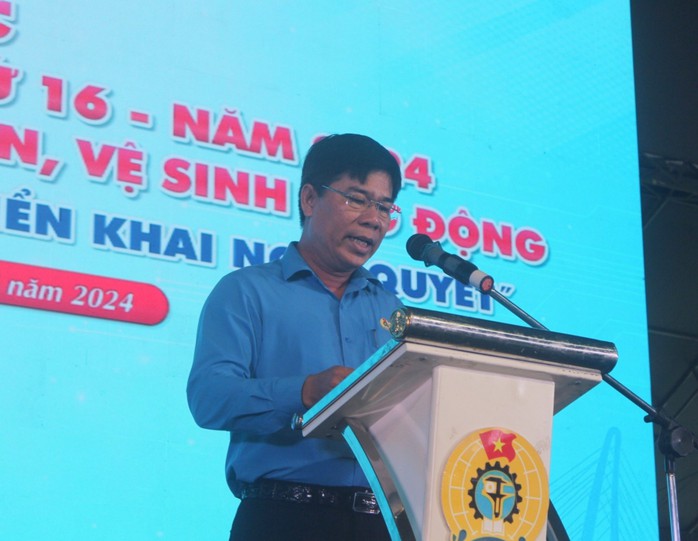 Khai mạc Tháng Công nhân 2024 tại TP HCM: Tôn vinh xứng đáng, chăm lo thiết thực cho người lao động- Ảnh 2. Khai mạc Tháng Công nhân 2024 tại TP HCM: Tôn vinh xứng đáng, chăm lo thiết thực cho người lao động- Ảnh 2.