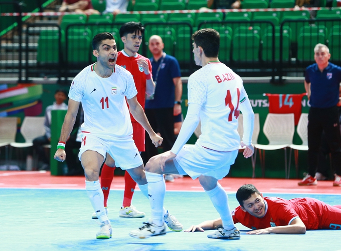 Thua đậm Iran, futsal Thái Lan vỡ mộng vô địch châu Á trên sân nhà- Ảnh 2. Thua đậm Iran, futsal Thái Lan vỡ mộng vô địch châu Á trên sân nhà- Ảnh 2.