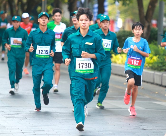Quận 5 nhất toàn đoàn Giải Việt dã truyền thống 30-4 TP HCM- Ảnh 5. Quận 5 nhất toàn đoàn Giải Việt dã truyền thống 30-4 TP HCM- Ảnh 5.