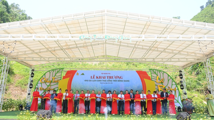 Lãnh đạo Quảng Nam dự khai trương khu du lịch 800 tỉ đồng- Ảnh 1. Lãnh đạo Quảng Nam dự khai trương khu du lịch 800 tỉ đồng- Ảnh 1.