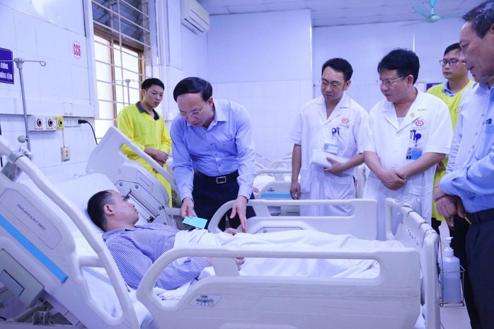 VỤ TAI NẠN HẦM LÒ Ở QUẢNG NINH: Khẩn trương điều tra nguyên nhân- Ảnh 1. VỤ TAI NẠN HẦM LÒ Ở QUẢNG NINH: Khẩn trương điều tra nguyên nhân- Ảnh 1.