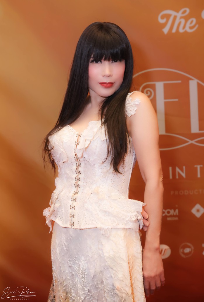 Ca sĩ Nhật Hạ kể chuyện phim bằng âm nhạc- Ảnh 1. Ca sĩ Nhật Hạ kể chuyện phim bằng âm nhạc- Ảnh 1.