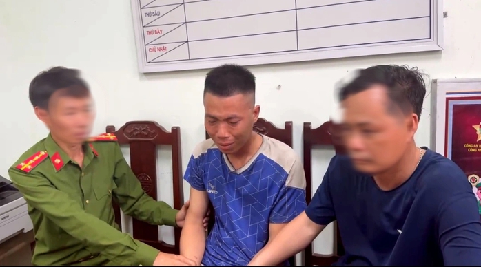 Phạm nhân trốn trại bật khóc khi nói về lý do bỏ trốn- Ảnh 2. Phạm nhân trốn trại bật khóc khi nói về lý do bỏ trốn- Ảnh 2.