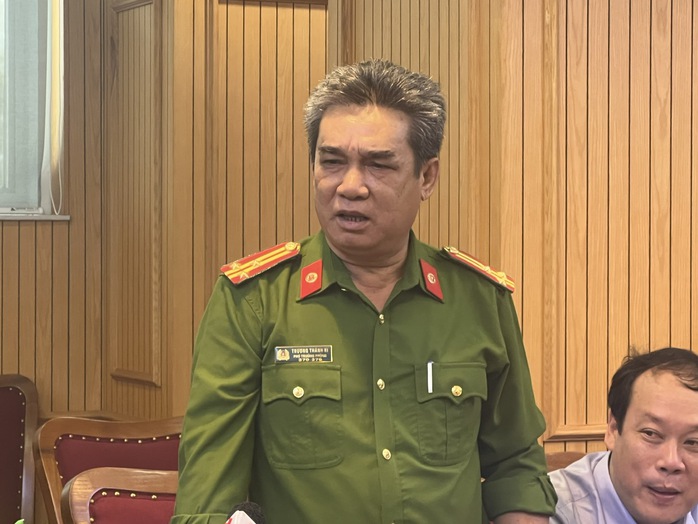 Mở hàng trăm ngàn tài khoản ngân hàng trái phép, thu lợi hàng chục tỉ đồng- Ảnh 1. Mở hàng trăm ngàn tài khoản ngân hàng trái phép, thu lợi hàng chục tỉ đồng- Ảnh 1.