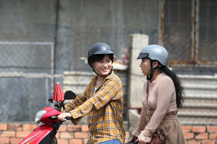 Lâm Vỹ Dạ làm con dâu màn ảnh của NSƯT Kim Phương- Ảnh 2. Lâm Vỹ Dạ làm con dâu màn ảnh của NSƯT Kim Phương- Ảnh 2.
