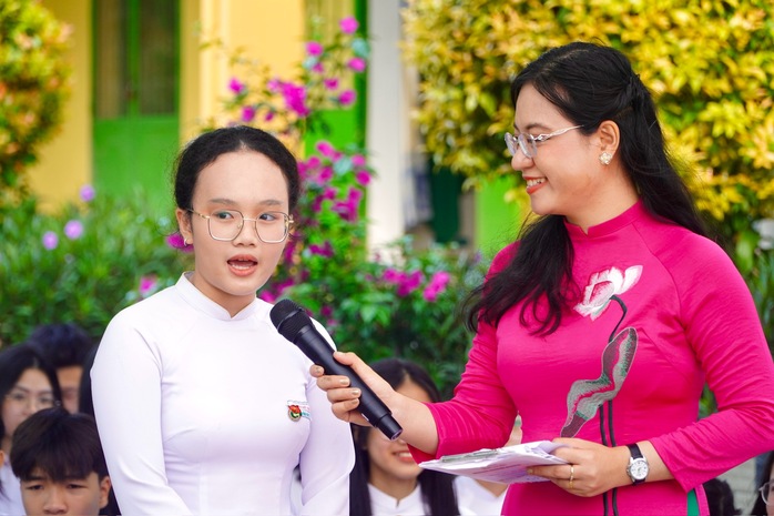 Giải tỏa trăn trở trước mùa thi cho học sinh tỉnh Kon Tum- Ảnh 1. Giải tỏa trăn trở trước mùa thi cho học sinh tỉnh Kon Tum- Ảnh 1.