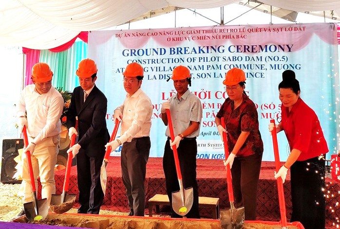 Xây dựng thí điểm đập Sabo đầu tiên ở Việt Nam- Ảnh 4. Xây dựng thí điểm đập Sabo đầu tiên ở Việt Nam- Ảnh 4.
