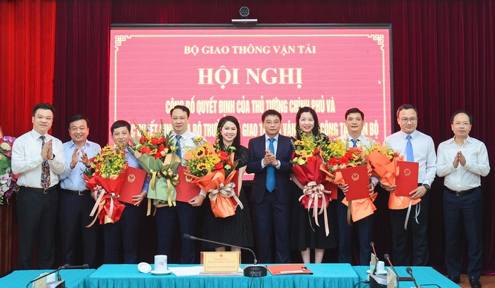 Bộ Giao thông vận tải điều động, bổ nhiệm nhiều lãnh đạo- Ảnh 1. Bộ Giao thông vận tải điều động, bổ nhiệm nhiều lãnh đạo- Ảnh 1.