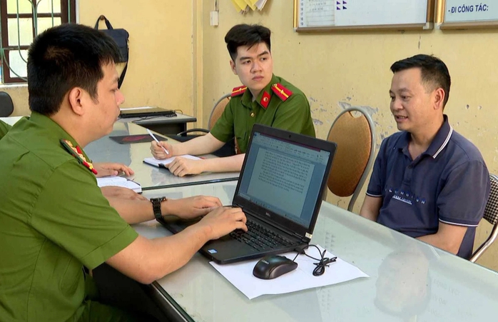 Bắt tài xế gây tai nạn chết người rồi tìm cách xóa dấu vết- Ảnh 2. Bắt tài xế gây tai nạn chết người rồi tìm cách xóa dấu vết- Ảnh 2.