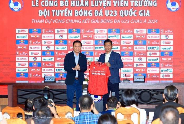 Chốt thời điểm công bố HLV trưởng tuyển Việt Nam- Ảnh 2. Chốt thời điểm công bố HLV trưởng tuyển Việt Nam- Ảnh 2.