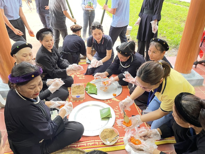 Rủ nhau mua tour đường sông chưa tới 300.000 đồng ở TP HCM- Ảnh 3. Rủ nhau mua tour đường sông chưa tới 300.000 đồng ở TP HCM- Ảnh 3.