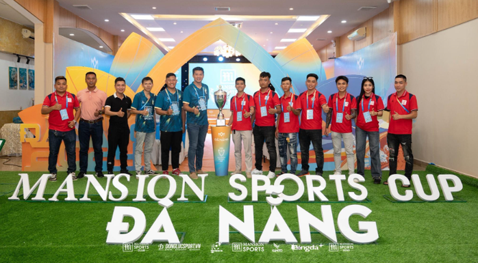 "Người hùng" futsal Việt Nam tham dự sân chơi phong trào có tiền thưởng lớn- Ảnh 1. "Người hùng" futsal Việt Nam tham dự sân chơi phong trào có tiền thưởng lớn- Ảnh 1.