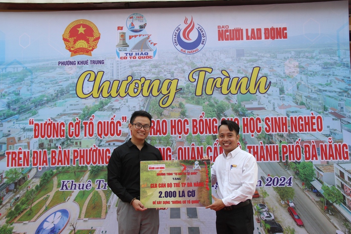 Khánh thành Đường cờ Tổ quốc tại Di tích lịch sử quốc gia Nghĩa Trủng Hòa Vang- Ảnh 2. Khánh thành Đường cờ Tổ quốc tại Di tích lịch sử quốc gia Nghĩa Trủng Hòa Vang- Ảnh 2.