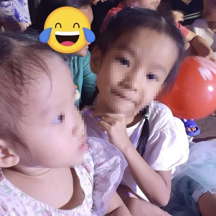 Hai bé gái mất tích ở phố đi bộ Nguyễn Huệ, người mẹ khóc ròng- Ảnh 1. Hai bé gái mất tích ở phố đi bộ Nguyễn Huệ, người mẹ khóc ròng- Ảnh 1.